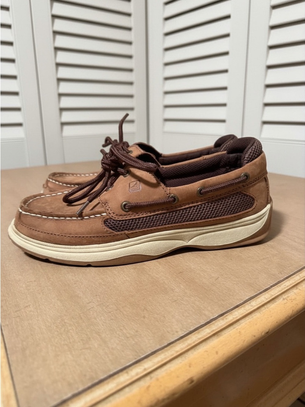 Sperry Tan Brown Kids Boat Shoes with Cream Sole